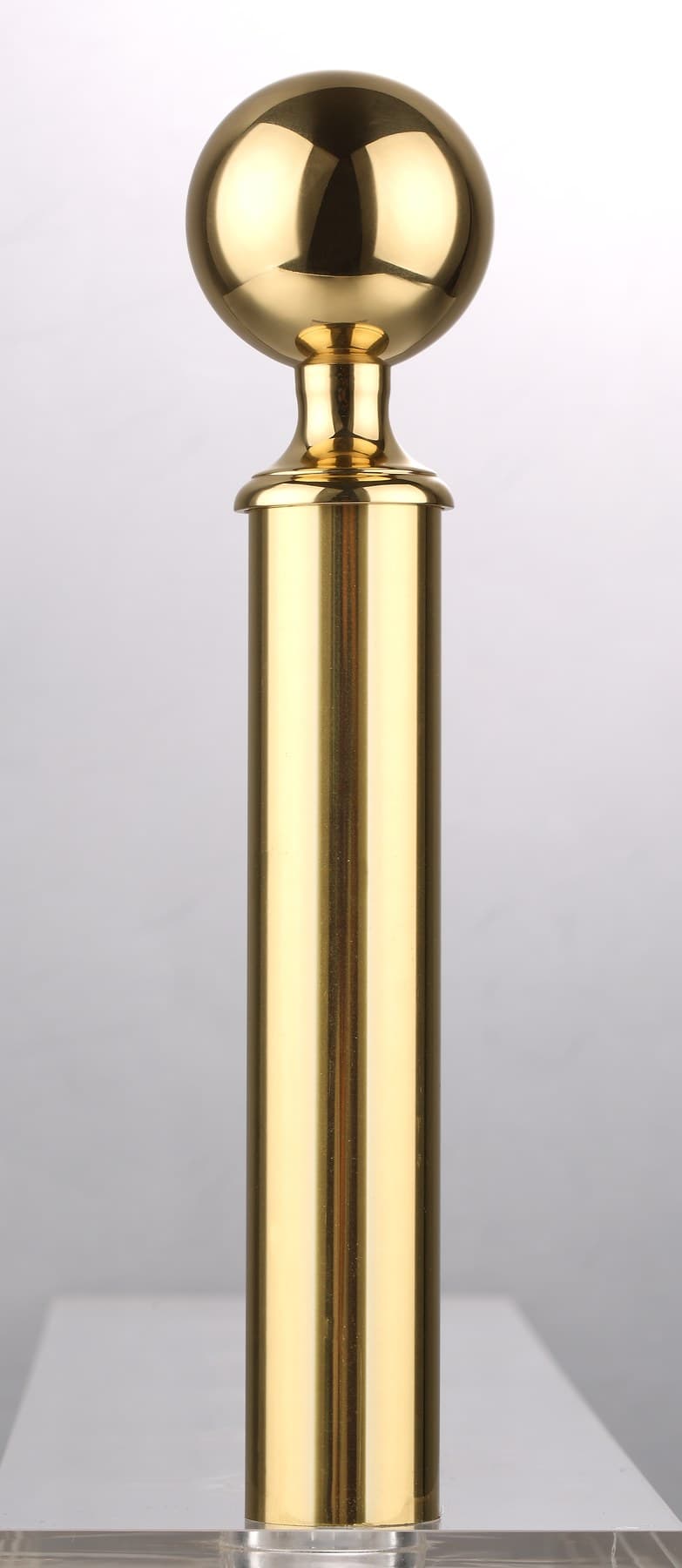 Brass round Ø28 mm finial detail